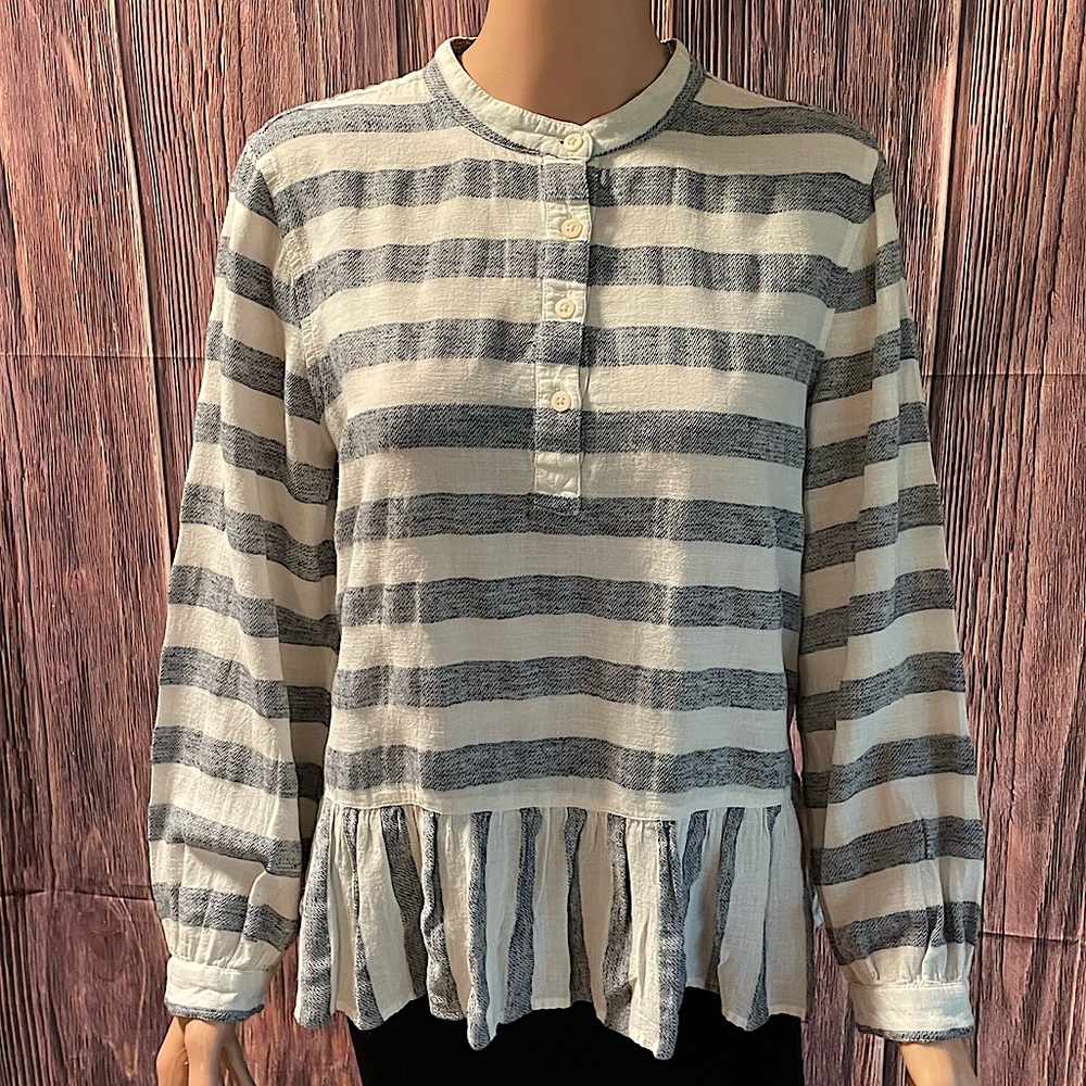 Lucky Brand size XL cream and blue stripped casual comfy boho blouse top